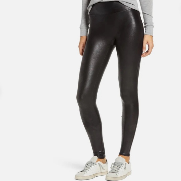 SPANX SHINNY FAUX LEATHER BLACK LEGGINGS - Picture 1 of 12